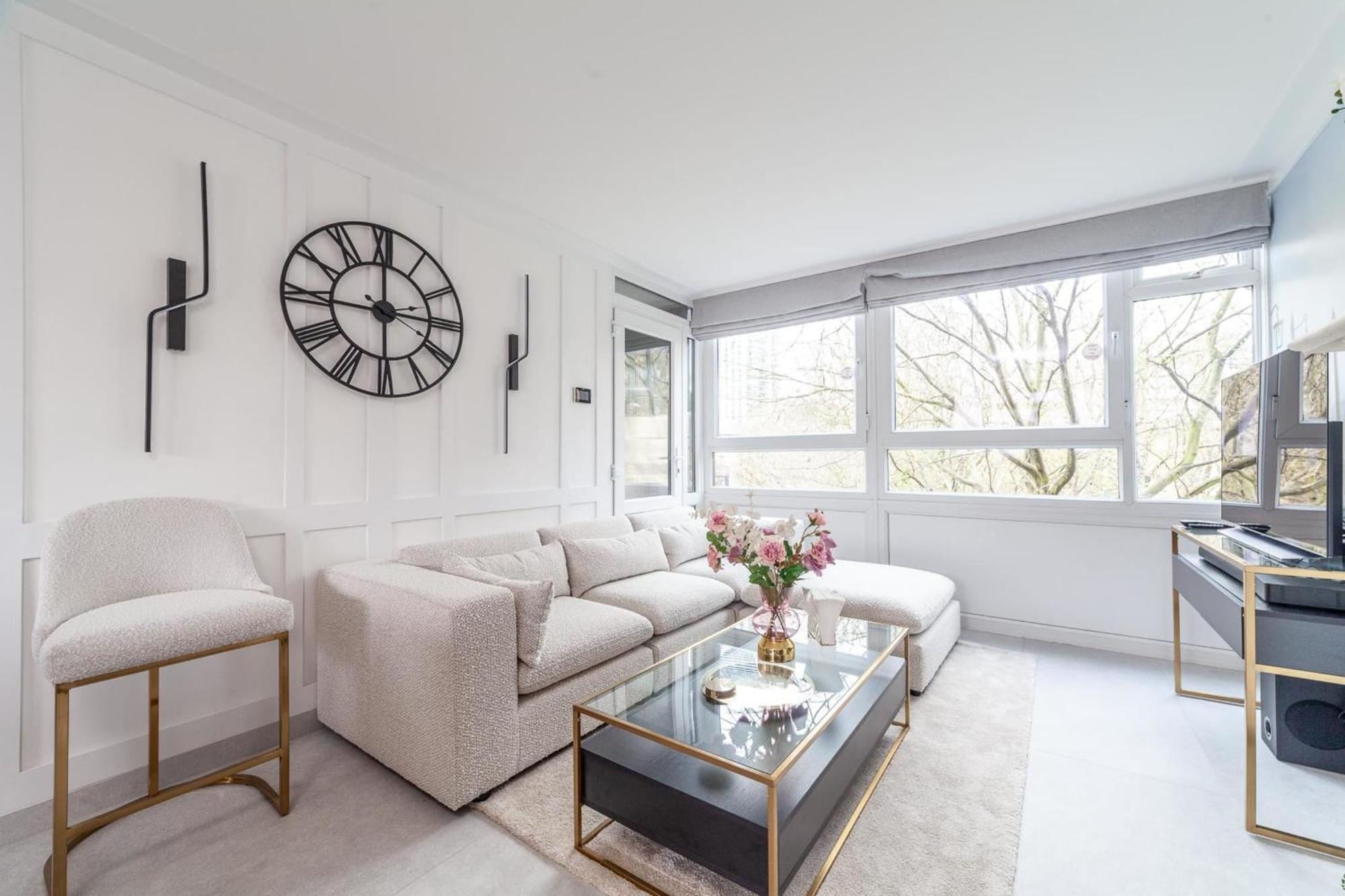 לונדון Excellent 3-Bed Flat In Elephant & Castle מראה חיצוני תמונה