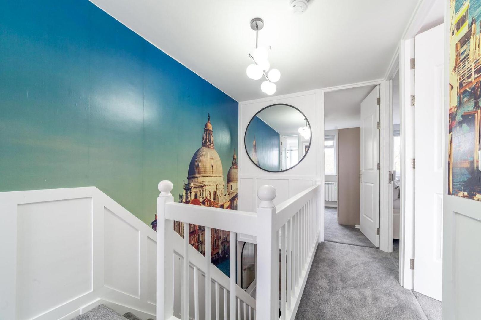 לונדון Excellent 3-Bed Flat In Elephant & Castle מראה חיצוני תמונה
